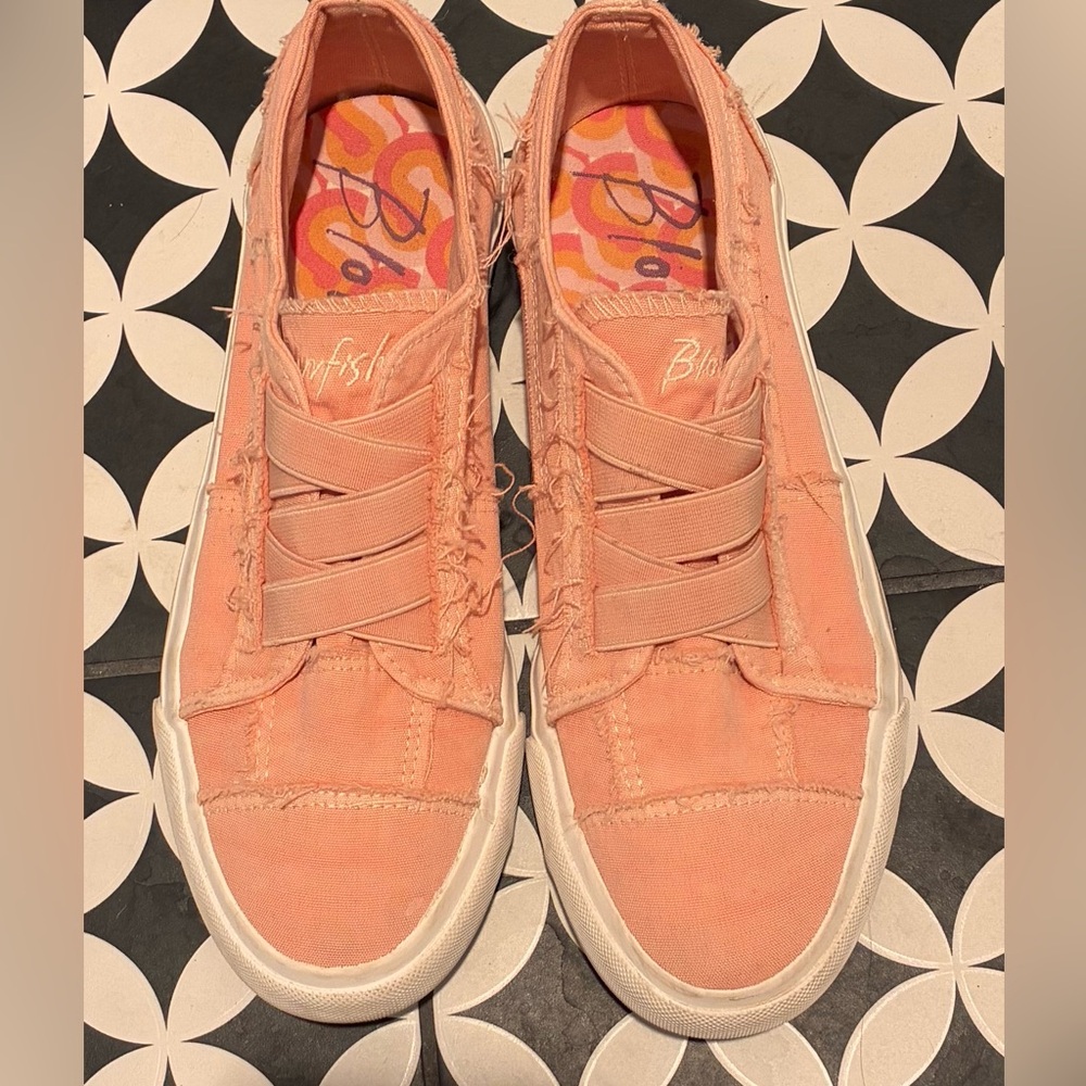 Blowfish Women's Pink Casual Sneakers!